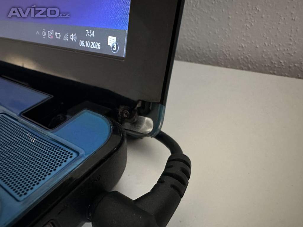 Foto inzerátu Lenovo IdeaPad Z370 - Intel i3 / 500 GB HDD / 4 GB RAM