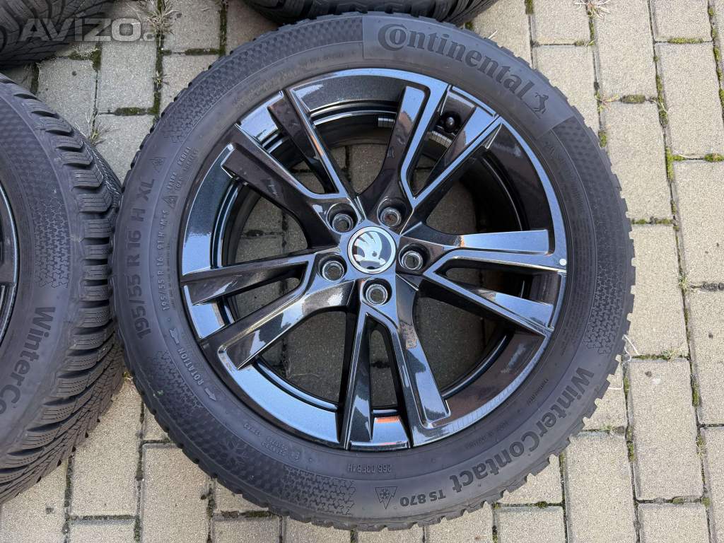 Foto inzerátu Zimní komplety originál Škoda