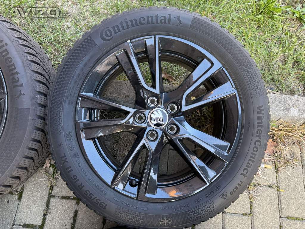 Foto inzerátu Zimní komplety originál Škoda