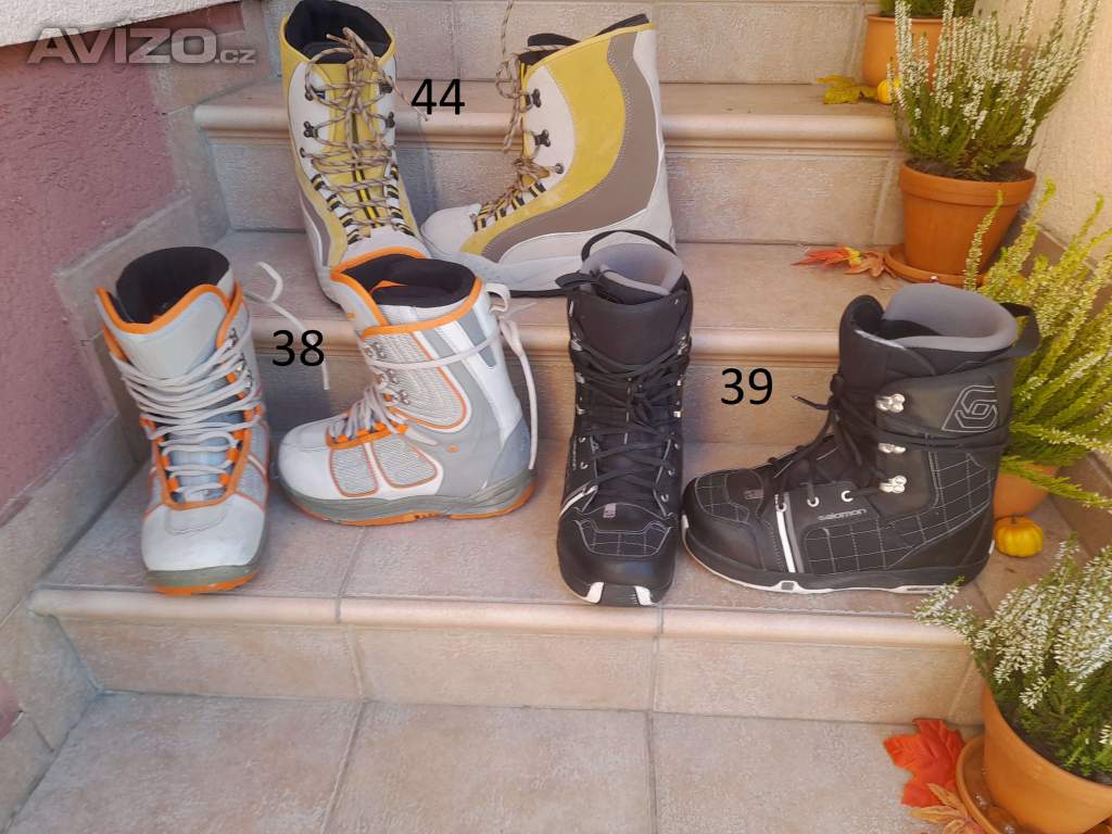 Boty na snowboard 