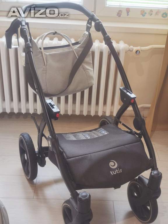 Foto inzerátu Prodám kočárek 