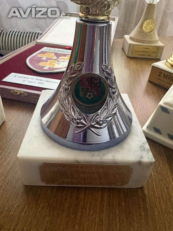 Foto inzerátu Sbirka trofeji