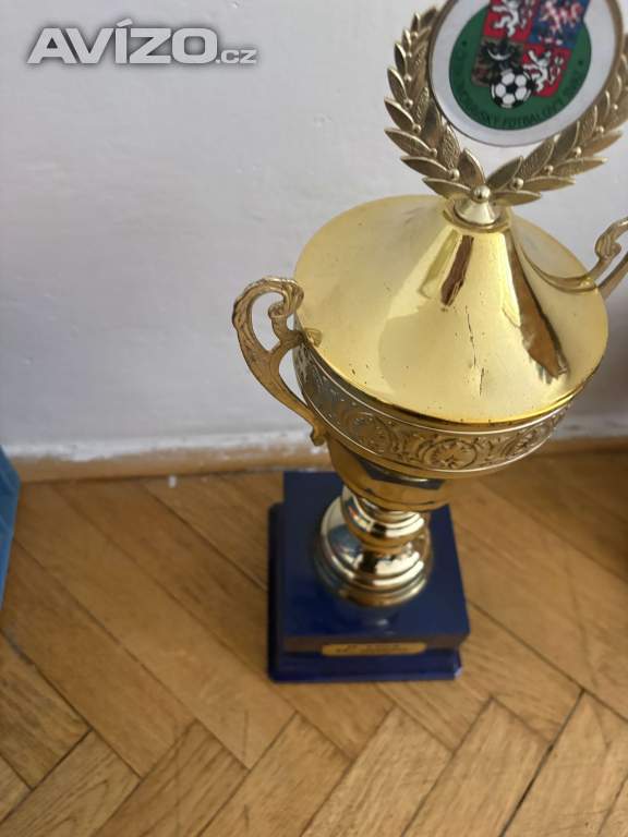 Foto inzerátu Sbirka trofeji