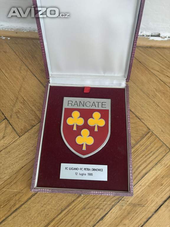 Foto inzerátu Sbirka trofeji