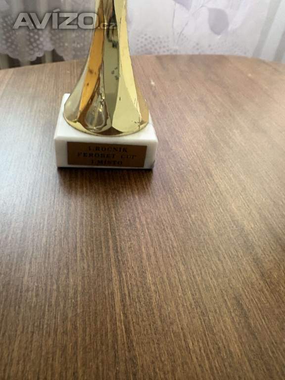 Foto inzerátu Sbirka trofeji