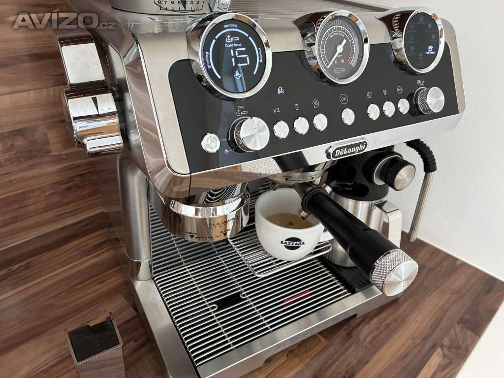 Foto inzerátu Espresso de Longhi La Specialista Maestro 