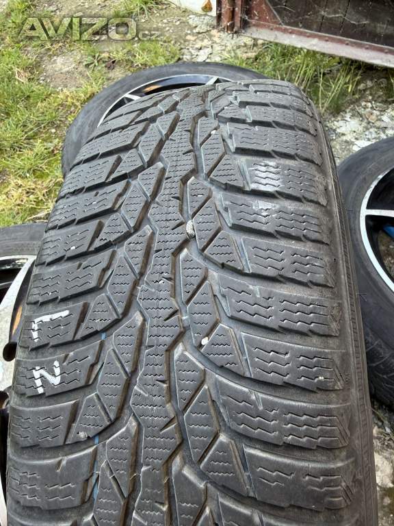 Foto inzerátu Sada zimních ALU kol 175/65 R15 84T ET38