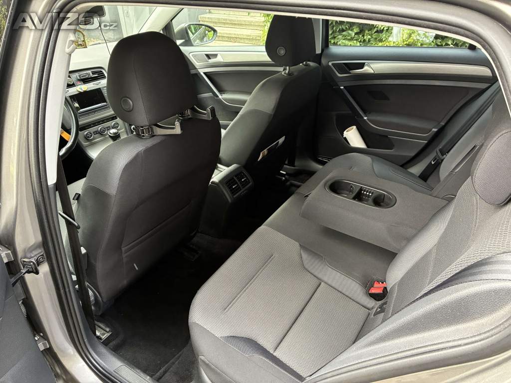 Foto inzerátu Volkswagen Golf ,7. POCTIVĚ SERVISOVÁNO.