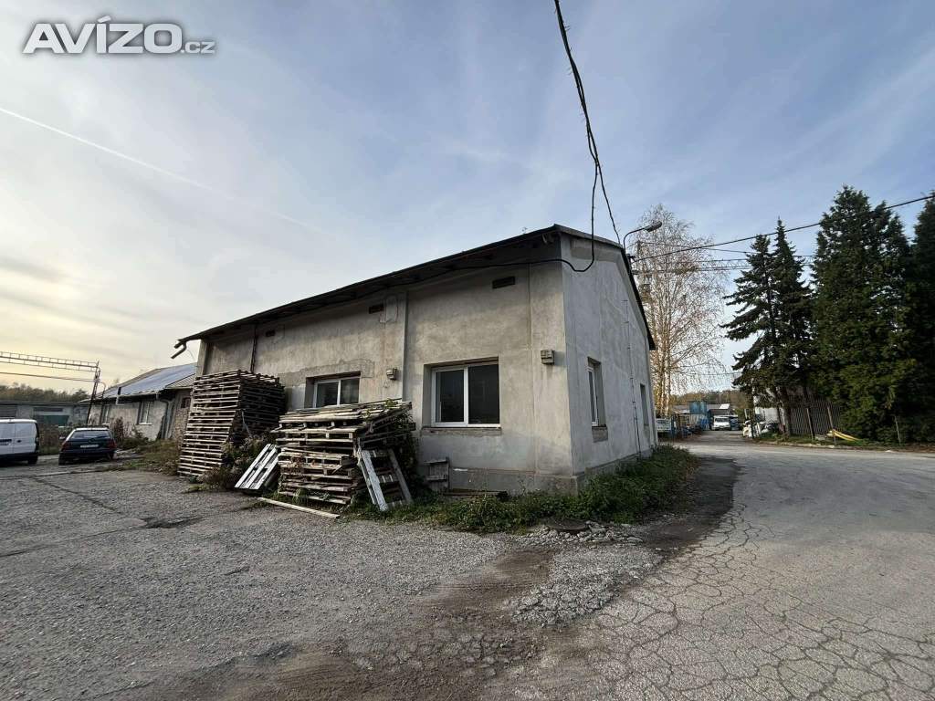 Foto inzerátu výrobní HALA 175m2 - výška 3,6m - Petřvald u Karviné
