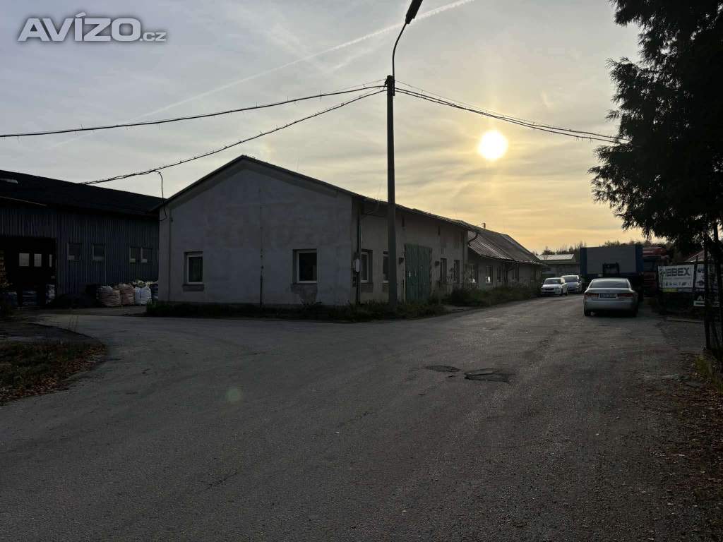 Foto inzerátu výrobní HALA 175m2 - výška 3,6m - Petřvald u Karviné