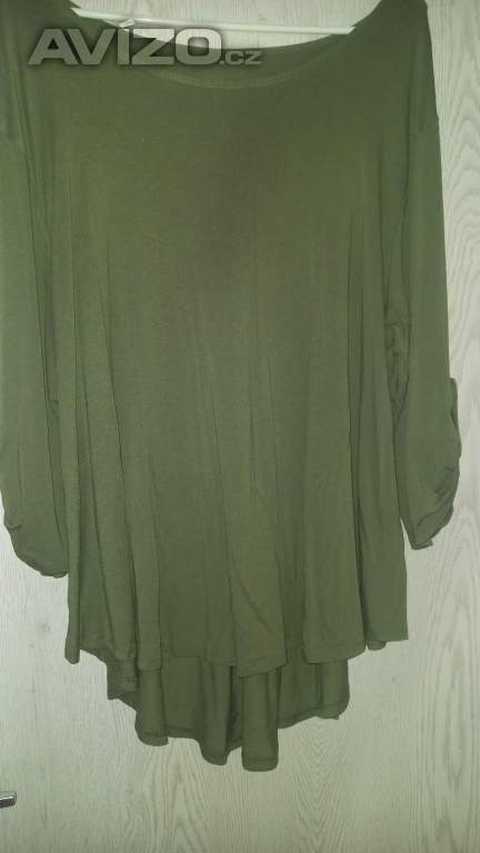 Foto inzerátu Dámské oblečení vel.42 L/Xl-9 ks