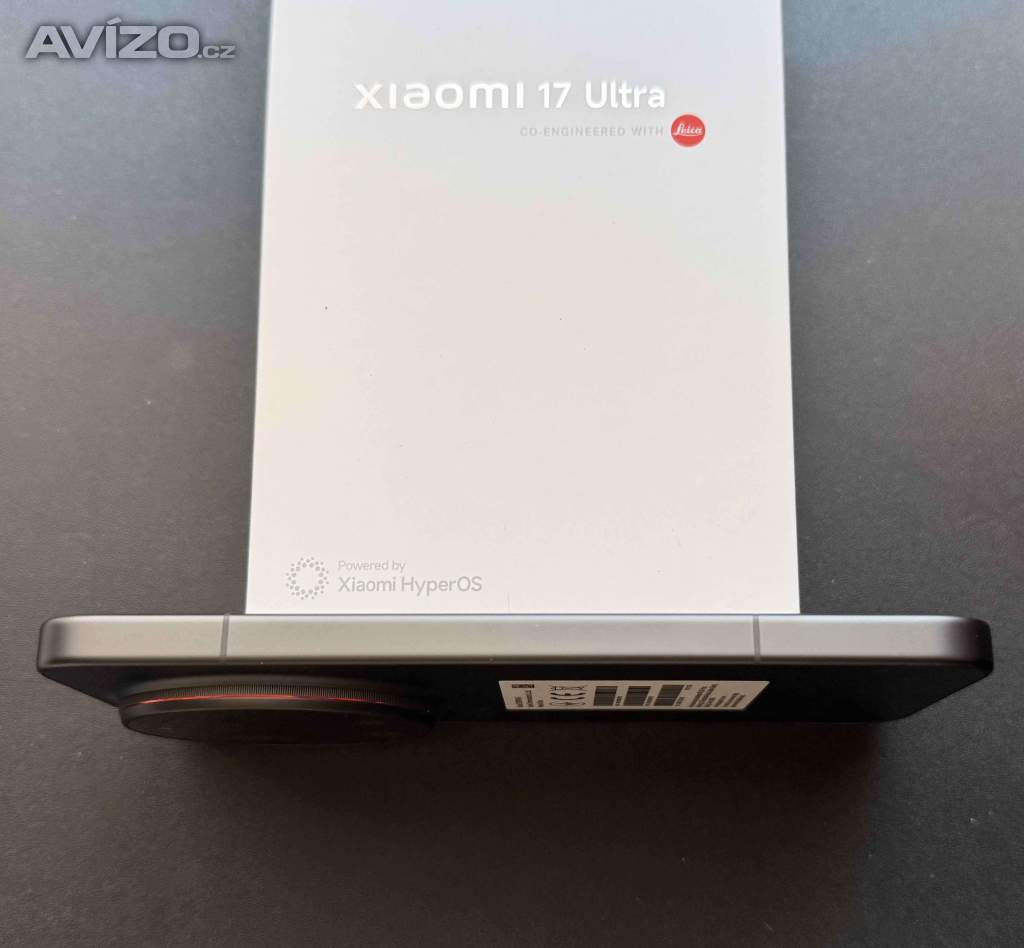 Foto inzerátu Vyměním Xiaomi 17 Ultra / 6,9 / 16+512 / 3.roky záruka.