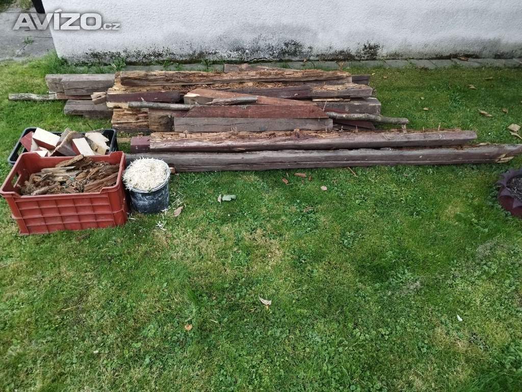 Foto inzerátu Daruji dřevo