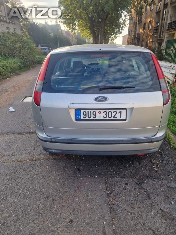 Foto inzerátu Ford Focus 1.6 benzín