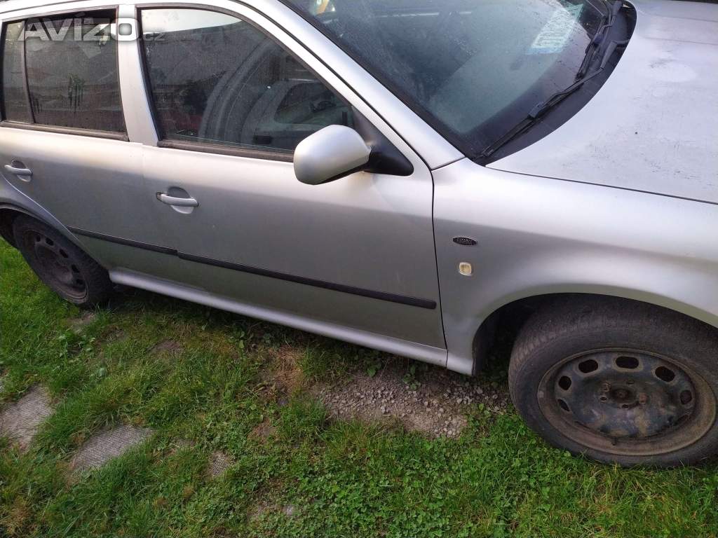 Foto inzerátu Octavia combi 1.9tdi stříbrná veškeré díly