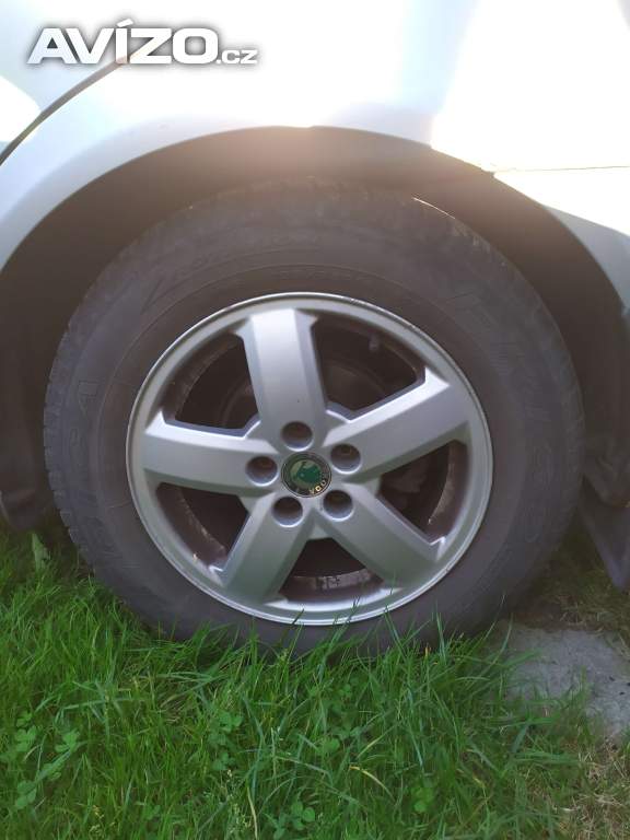 Foto inzerátu Octavia combi 1.9tdi stříbrná veškeré díly