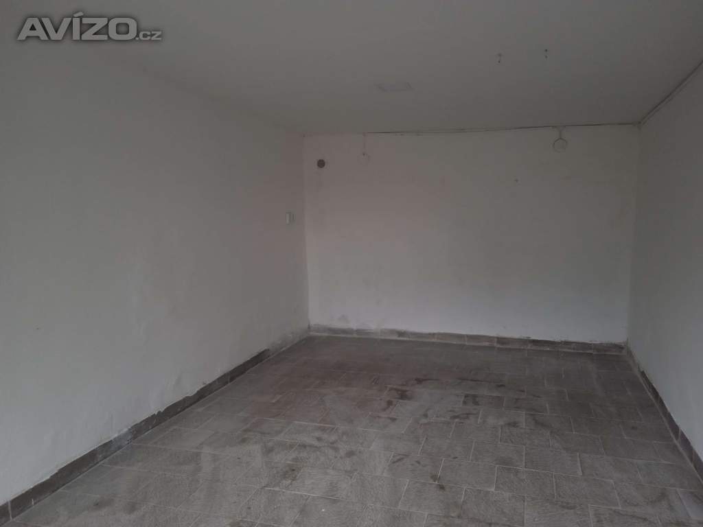 Foto inzerátu Garáž 23m2 k pronájmu Nájemnická Ostrava Mariánské Hory