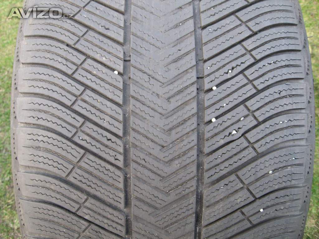 Foto inzerátu PRODÁM ZIMNÍ PNEU 265/35 295/30R20 MICHELIN PA4 2-2x