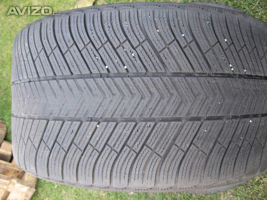 Foto inzerátu PRODÁM ZIMNÍ PNEU 265/35 295/30R20 MICHELIN PA4 2-2x