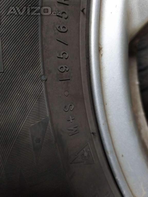 Foto inzerátu Octavia 1 ALU  kola zimní 15 5x100 195/ 65 R15 