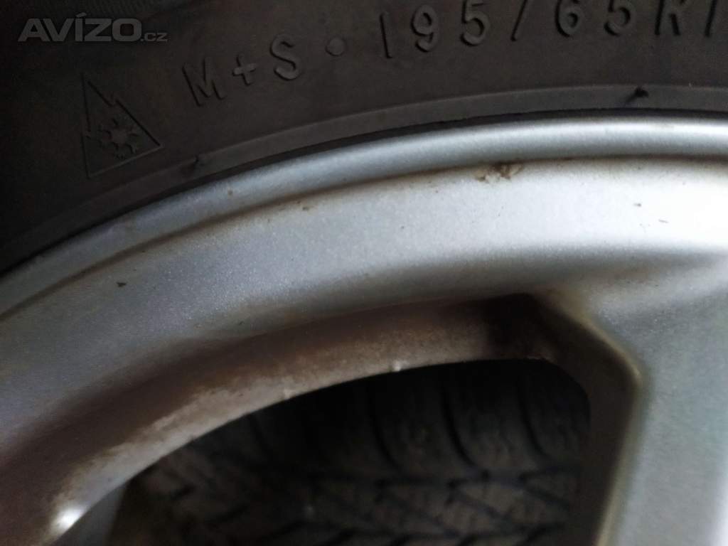 Foto inzerátu Octavia 1 ALU  kola zimní 15 5x100 195/ 65 R15 