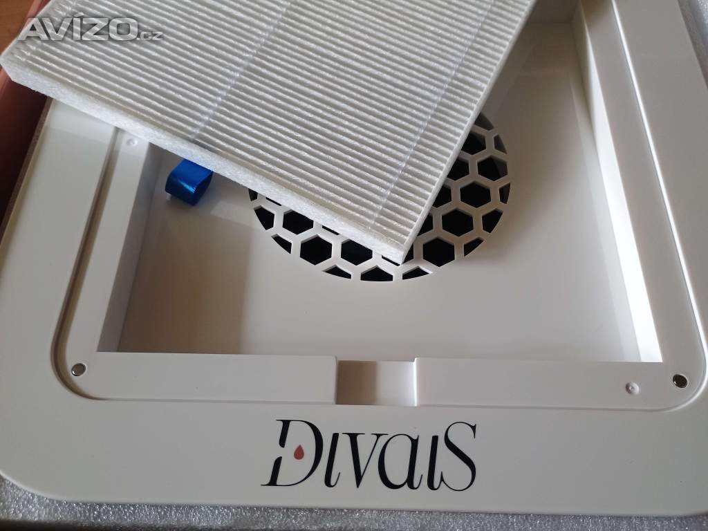 Foto inzerátu Odsavač prachu z nehtů Hurakan Hole - vestavěný