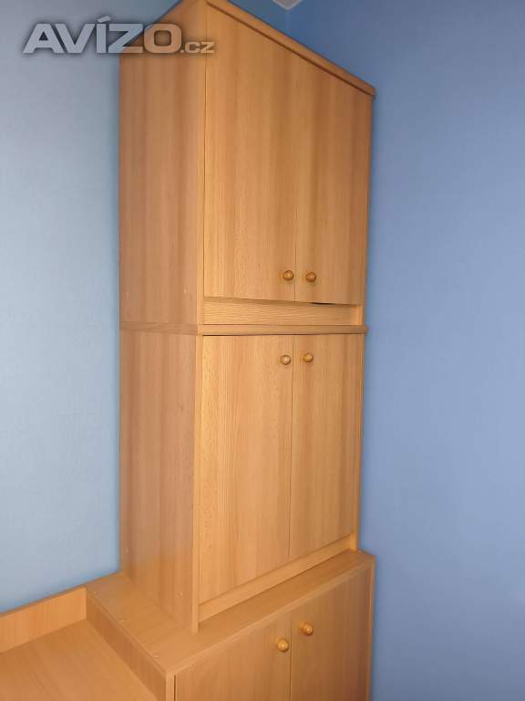 Dvě skříňky 