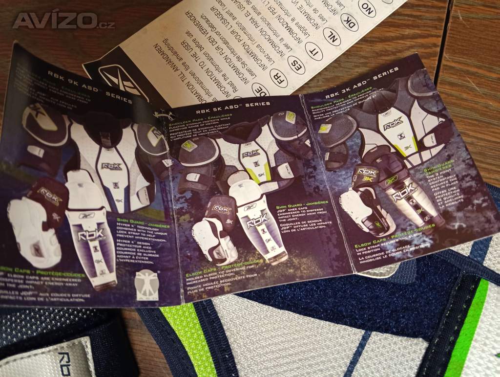 Foto inzerátu Reebok NHL - hokejový chránič ramen