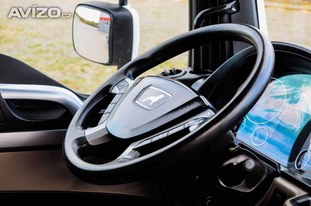 Foto inzerátu MAN TGM 18.250 - NOVÝ HÁKOVÝ NOSIČ KONTEJNERŮ CHARVÁT EU6