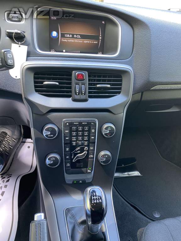 Foto inzerátu Volvo V40