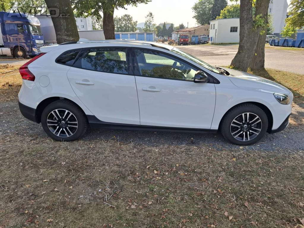 Foto inzerátu Volvo V40