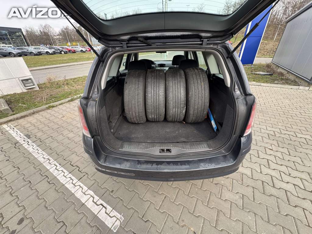 Foto inzerátu Opel Astra H 1.7 CDTI NOVÁ STK