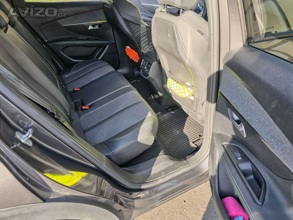 Foto inzerátu Peugeot 3008, ALLURE 1.majitel, 55000km