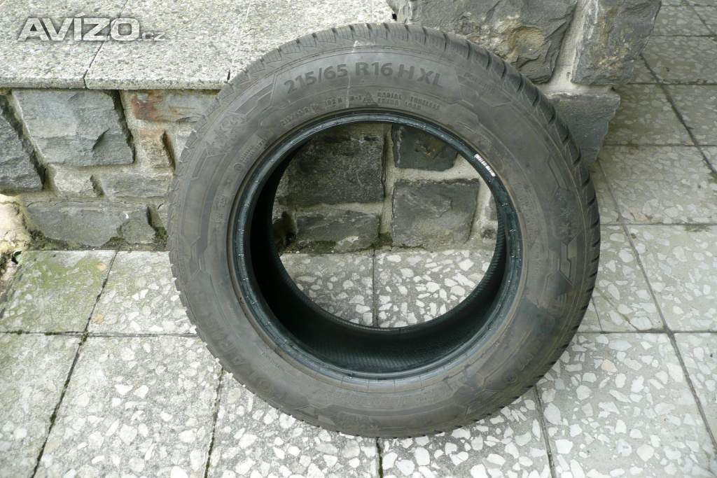 Foto inzerátu Dvě zimní pneu Barum 215/65 R16