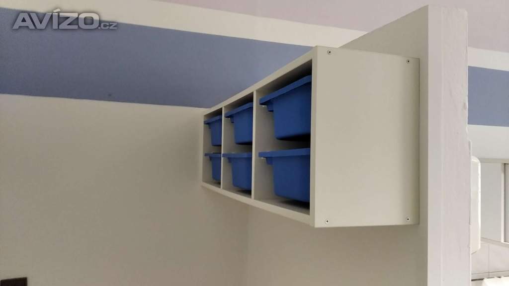 Foto inzerátu nábytek police s platovými boxy