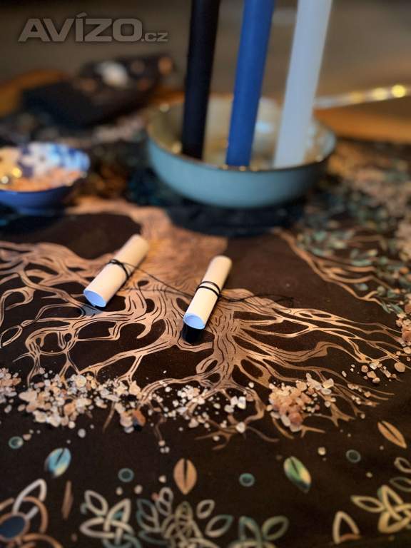 Foto inzerátu Osobní výklad karet & poradenská činnost – Odpovědi na vaše otázky 🔮