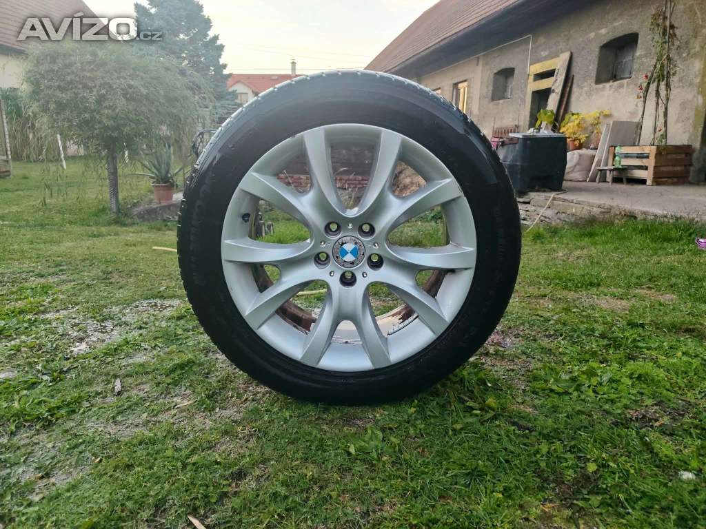 Prodám pneu BMW X6 s disky 
