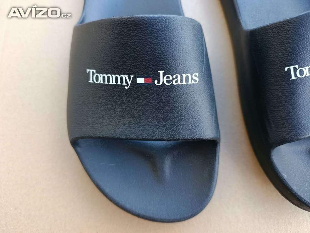 Foto inzerátu Plážové boty HILFIGER, vel. 42 – na léto i dovolenou