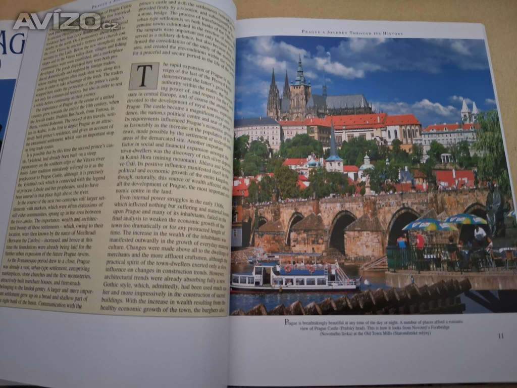 Foto inzerátu Prodám knihu Praque a journey through its history