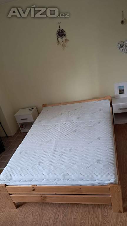 Postel 140x200, materiál: smrk, bezbarvý lak