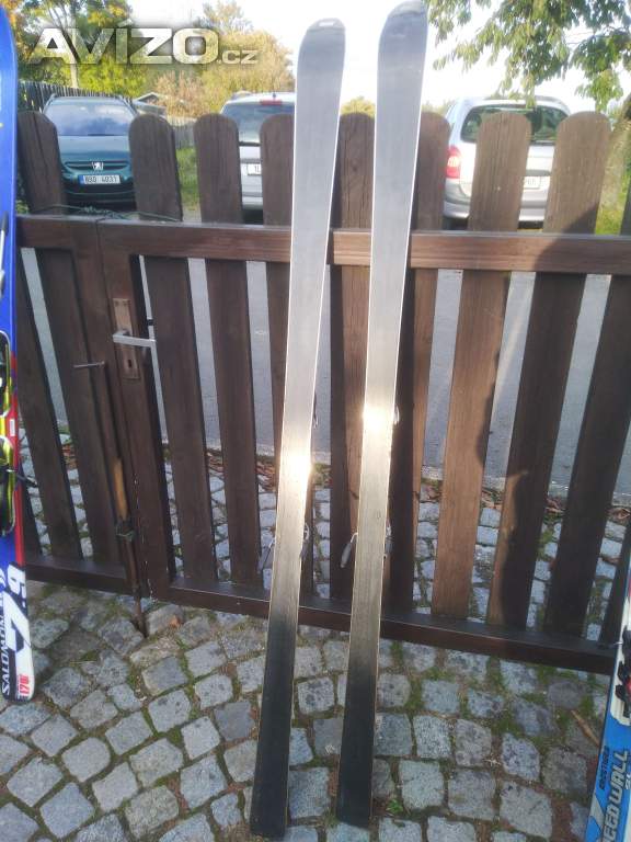 Foto inzerátu sjezdové lyže Elan 178cm s vázáním Marker