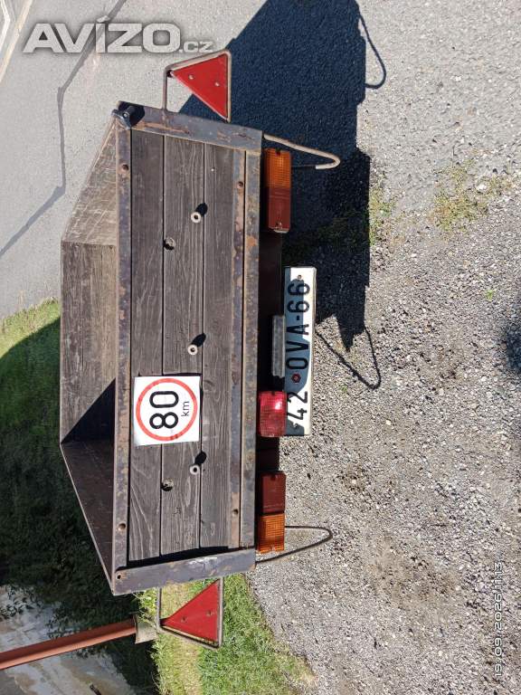 Foto inzerátu Přívěsný vozík za auto