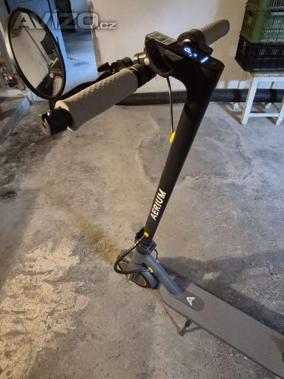 Foto inzerátu Elektrokoloběžka AERIUM T 350