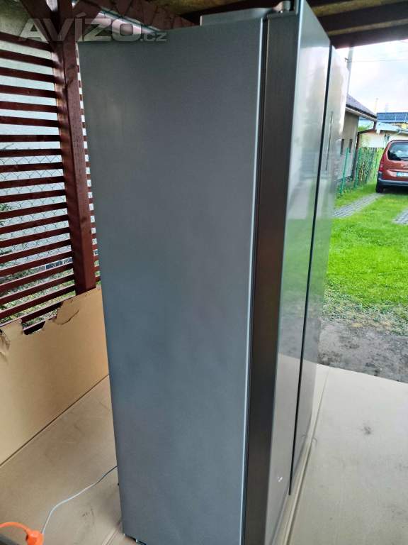 Foto inzerátu Dvoudveřová lednice s mrazákem ETA