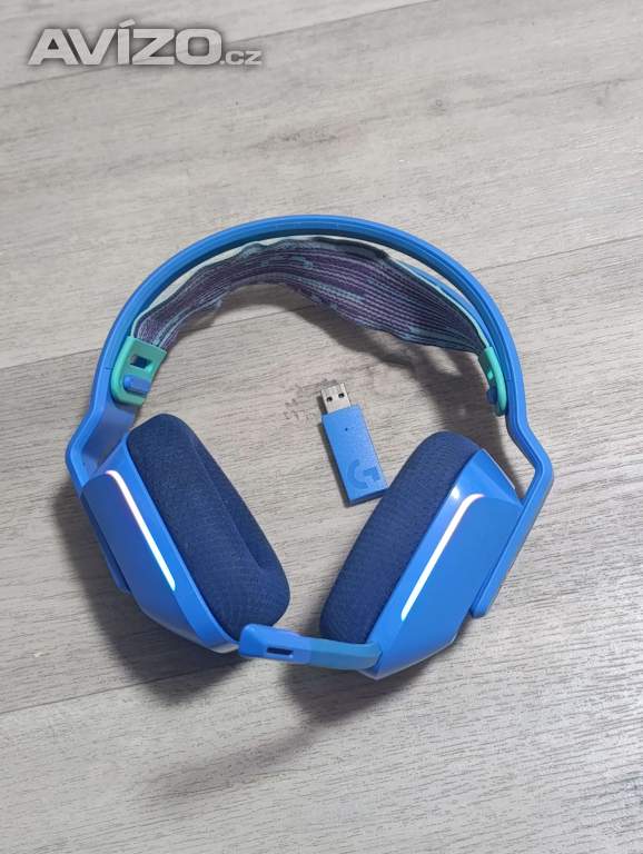 Prodám sluchátka Logitech G733 Lightspeed