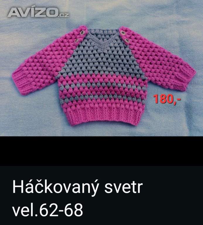 Háčkované svetřík