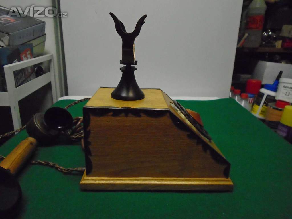 Foto inzerátu Retro dřevěný telefon Tesla C20 1974 super sběratelský stav