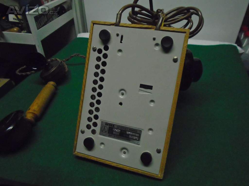 Foto inzerátu Retro dřevěný telefon Tesla C20 1974 super sběratelský stav