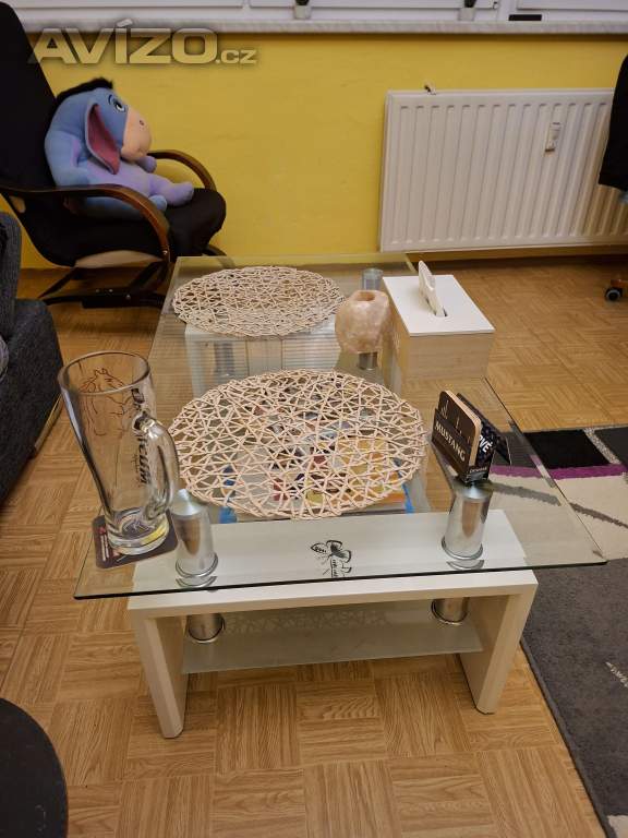 Konferenční stul za odvoz