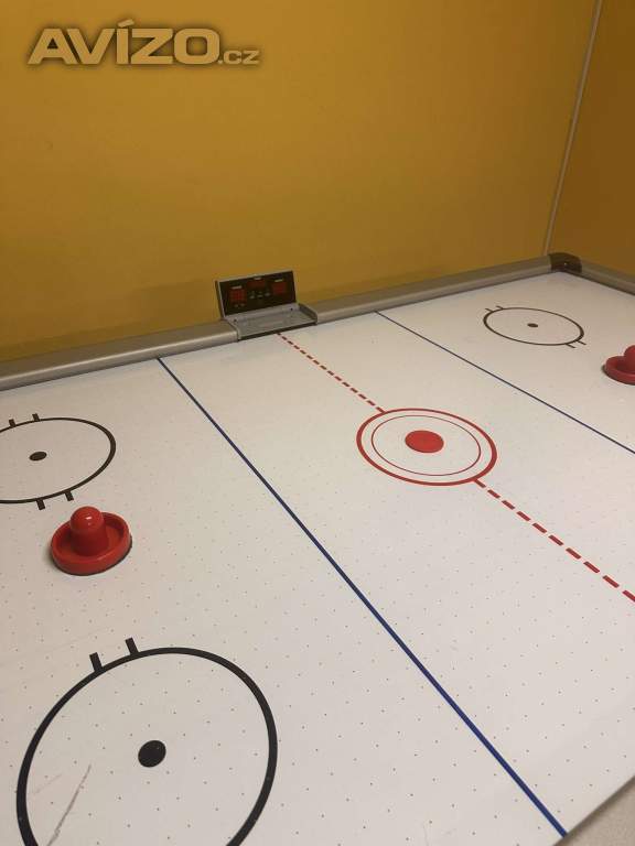 Foto inzerátu Velký vzdušný hokej AIR HOCKEY 210 cm – elektronické počítadlo + příslušenství